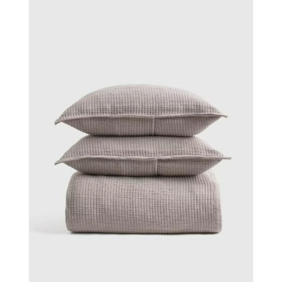 NWT Quince Light Grey Queen Organic Ribbed Cotton Coverlet Set – 3-Piece - Picture 1 of 4
